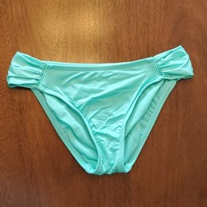 Bikini bottom size M